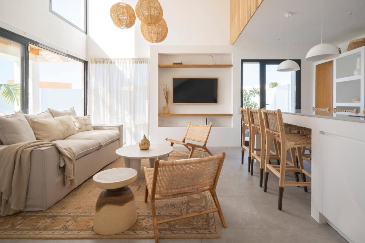 Villa Noma - Design Space With Pool In คอร์ราเลโฮ ภายนอก รูปภาพ